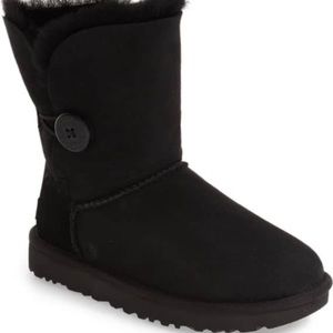 UGG Bailey button boots
